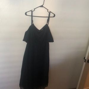 Torrid SZ 14 dark blueLacey off the shoulder dress